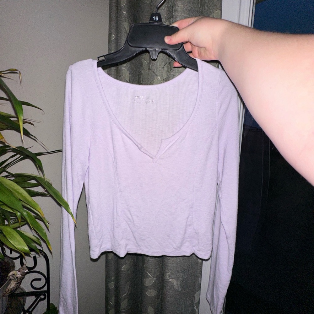 Beautiful light purple long sleeve shirt in a size XS!!😍💜